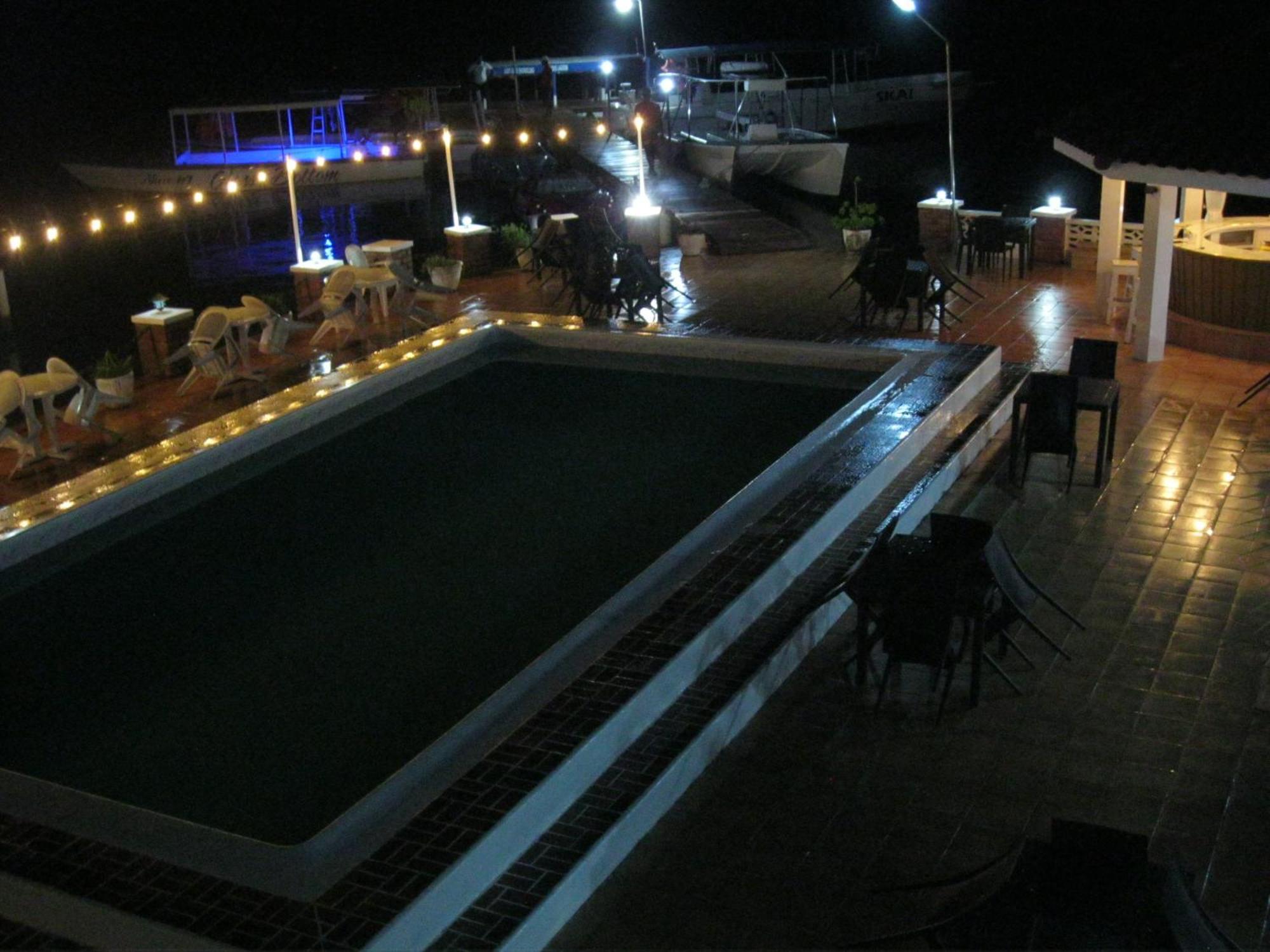 Fisherman'S Inn Hotel Florence Hall 외부 사진